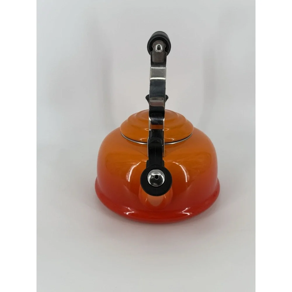 LE CREUSET Enamel On Steel Whistling Tea Kettle 1.7 Qt Flame Orange Classic